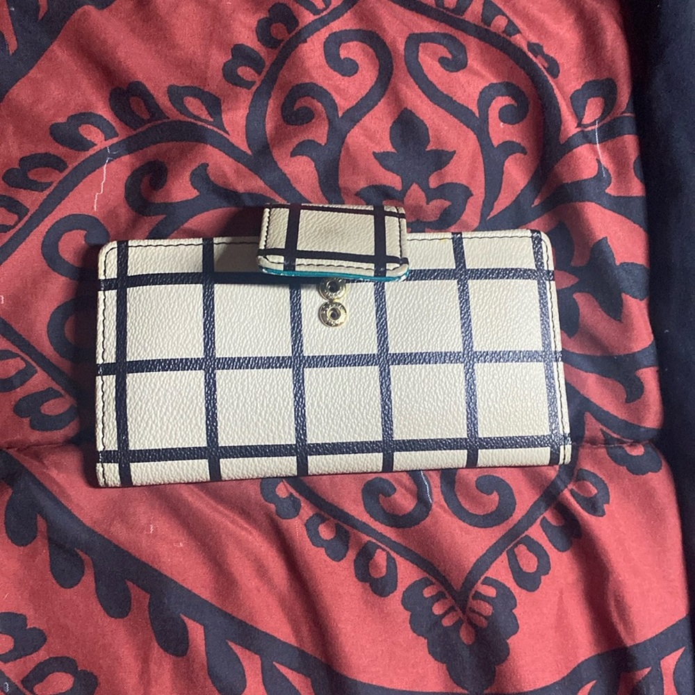 Fossil plaid wallet